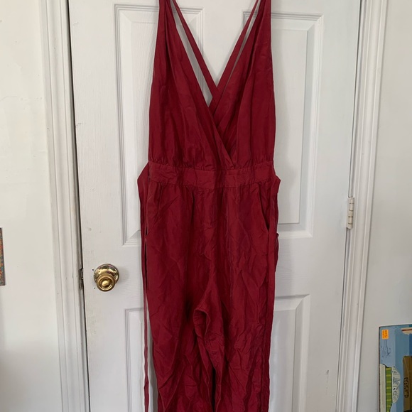 Free People 100% Silk Burgundy Sleeveless Jumpsuit - Picture 5 of 14